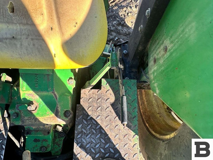 john-deere-2840-image-42