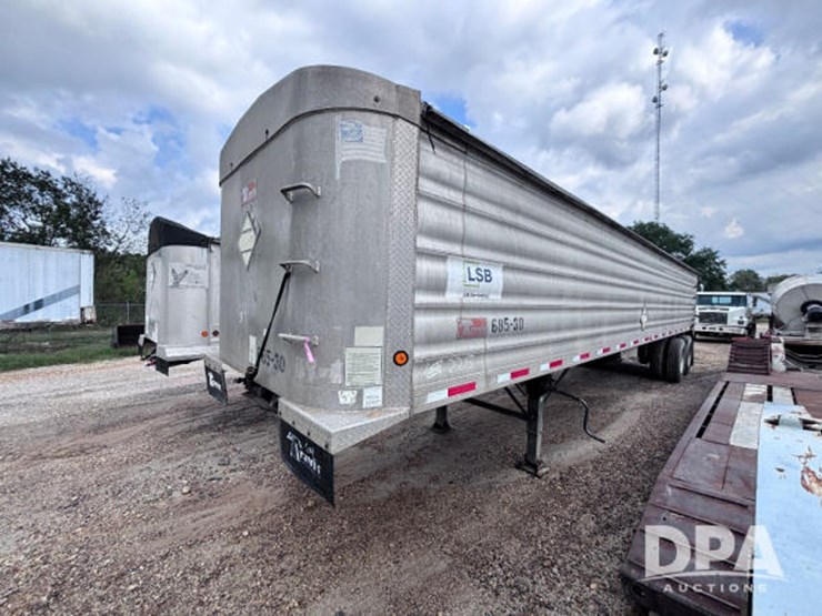 2006-travis-end-dump-image-1