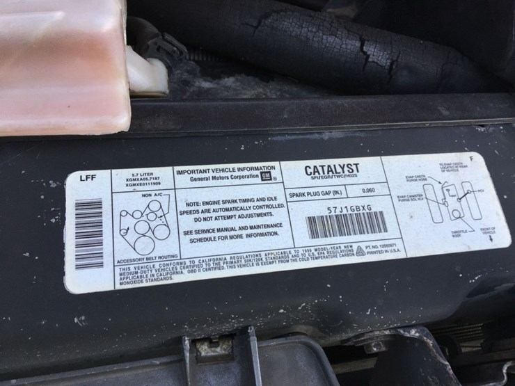 1999-chevrolet-express-3500-image-11