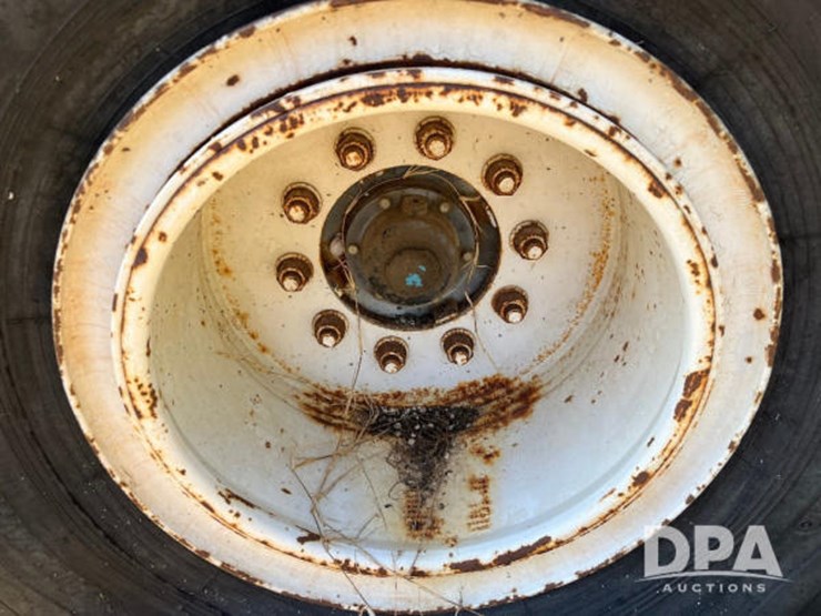 2009-stahly-peterbilt-image-11