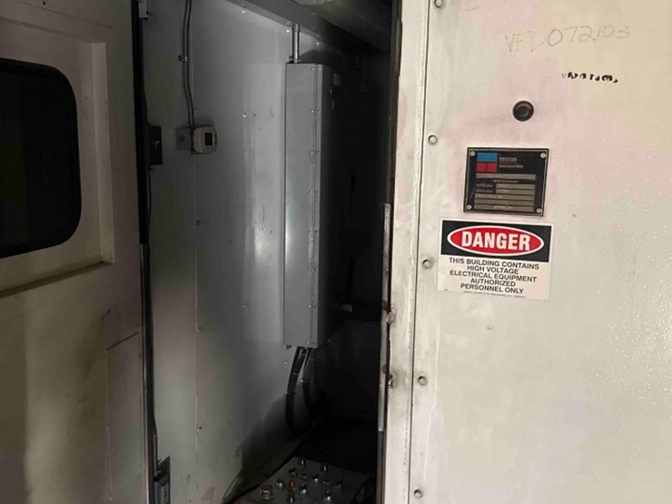 tesco-top-drive-house-w/detroit-diesel-series-60-500kw-diesel-generator-set-image-18