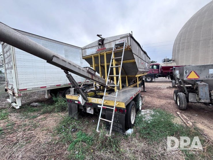 2004-magnolia-trailer-image-8