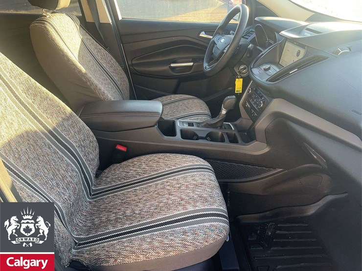 2017-ford-escape-image-19