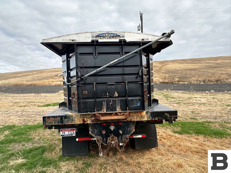 2000-peterbilt-grain-truck---lewiston,-id-image-4
