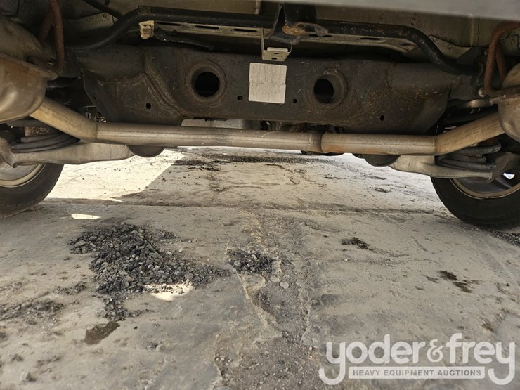 2014-gmc-acadia-image-15