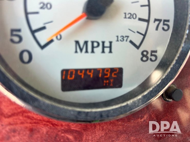 2004-international-9200i-image-52