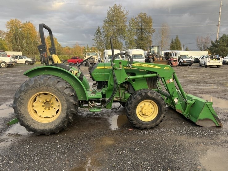 2009-john-deere-5075m-4wd-utility-tractor-image-3