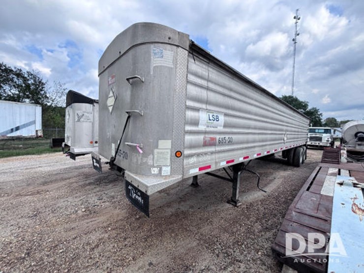 2006-travis-end-dump-image-2