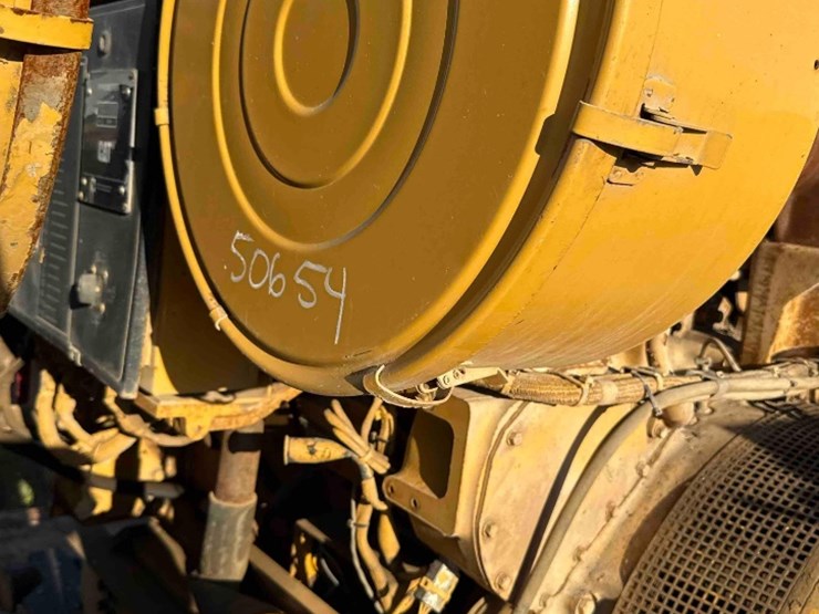 2001-caterpillar-3508-image-6