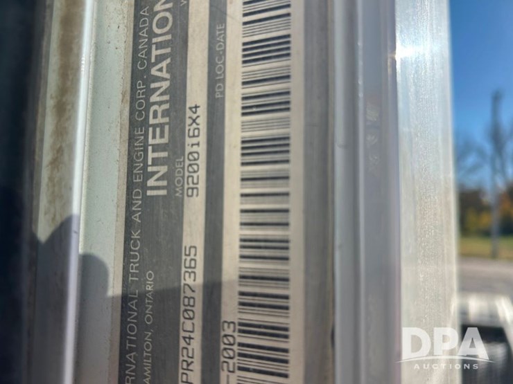 2004-international-9200i-image-61