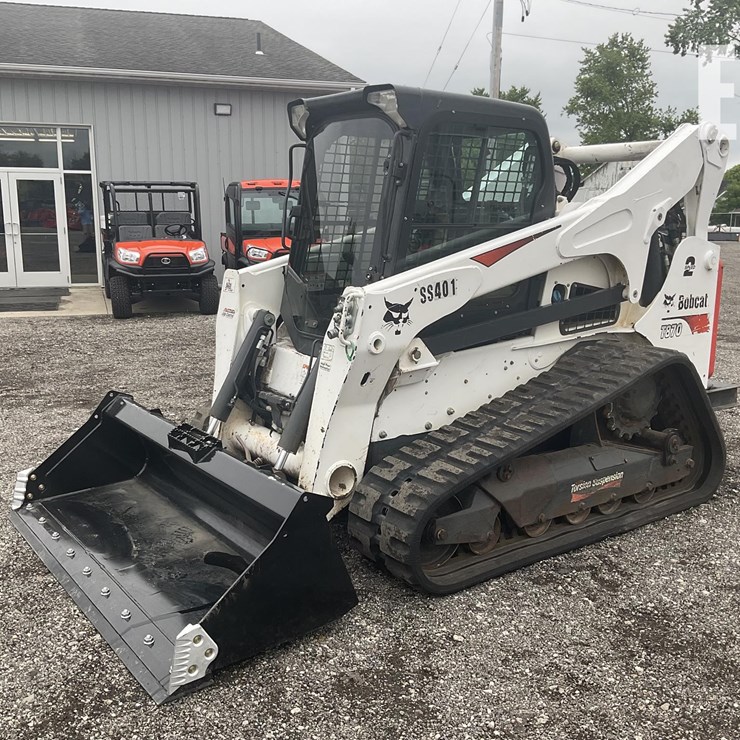 2021 BOBCAT T870