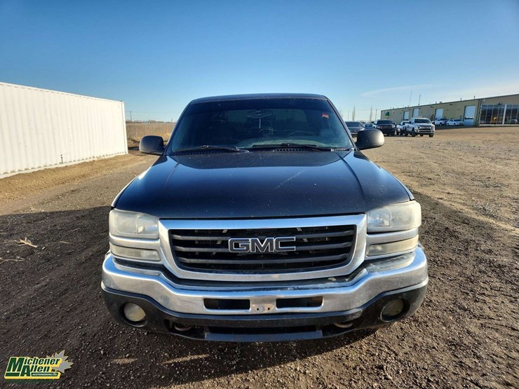 2003-gmc-sierra-1500-image-21