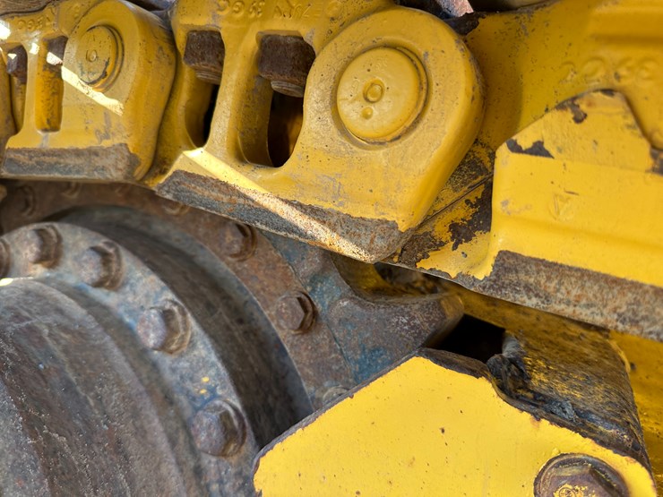 #32837-•-komatsu-39px-crawler-dozer-km10d130kka096648-image-14