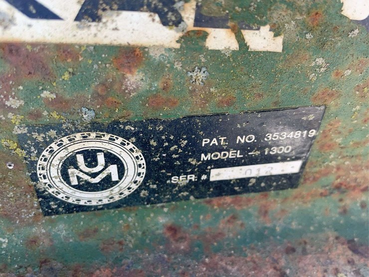 unverferth-28ft-harogator-image-10