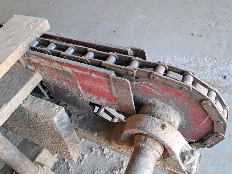 #144-•-3-strand-green-chain-image-11