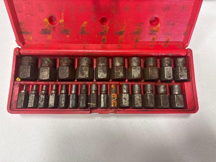 assorted-tools-set-image-5