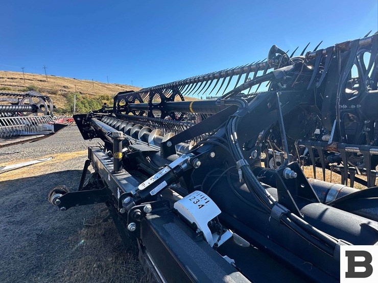 2018-mac-don-fd140-image-49