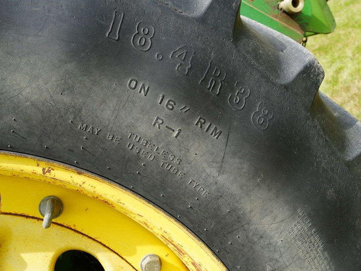1994-john-deere-7200-image-30