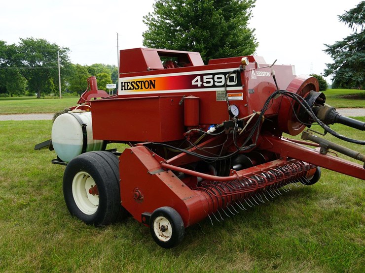 hesston-4590-image-7