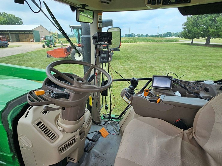 john-deere-6125r-image-17