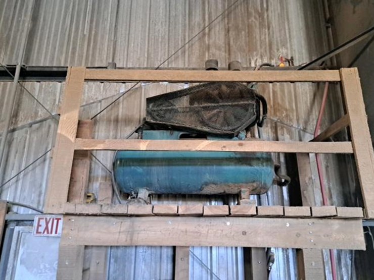 #167-•-air-compressor-image-1
