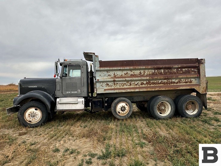1975-kenworth-dump-truck---othello,-wa-image-2