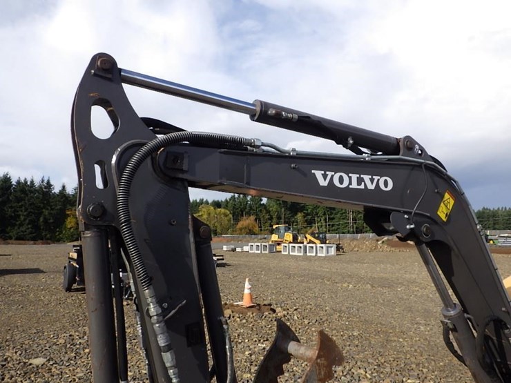 volvo-ecr40d-image-12