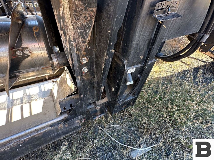 2018-mac-don-fd140-image-44