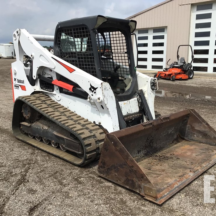 2017 BOBCAT T740