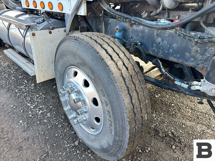 2000-kenworth-t800-image-12