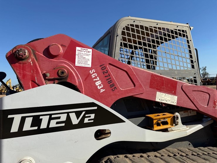 2019-takeuchi-tl12v2-image-17