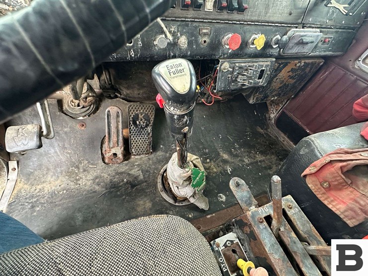 1975-kenworth-dump-truck---othello,-wa-image-46