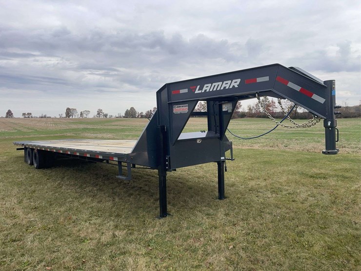 lamar-36’-gooseneck-trailer-image-36