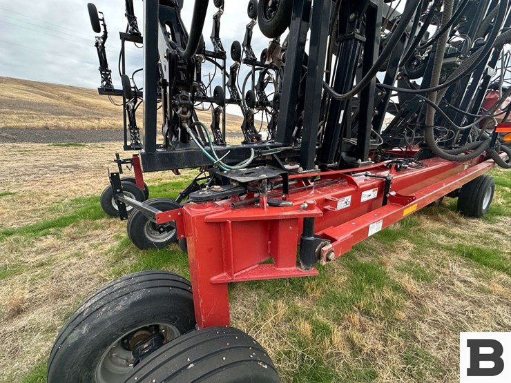 2012-case-800-image-41