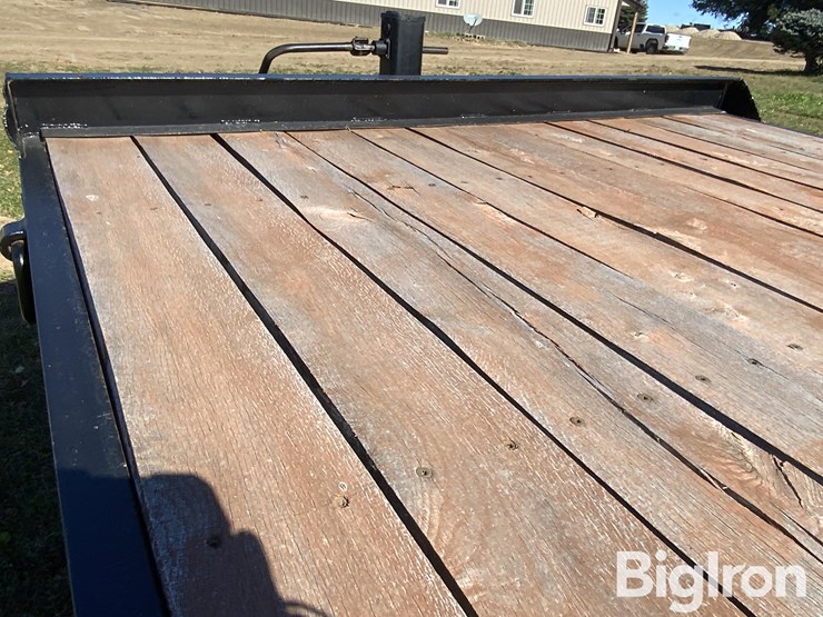 2001-towmaster-t-40-image-18