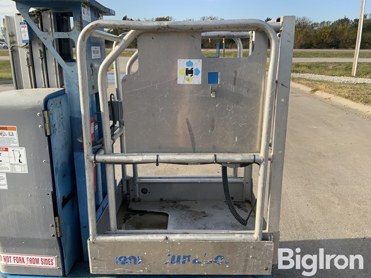 2009-genie-gr12-image-11