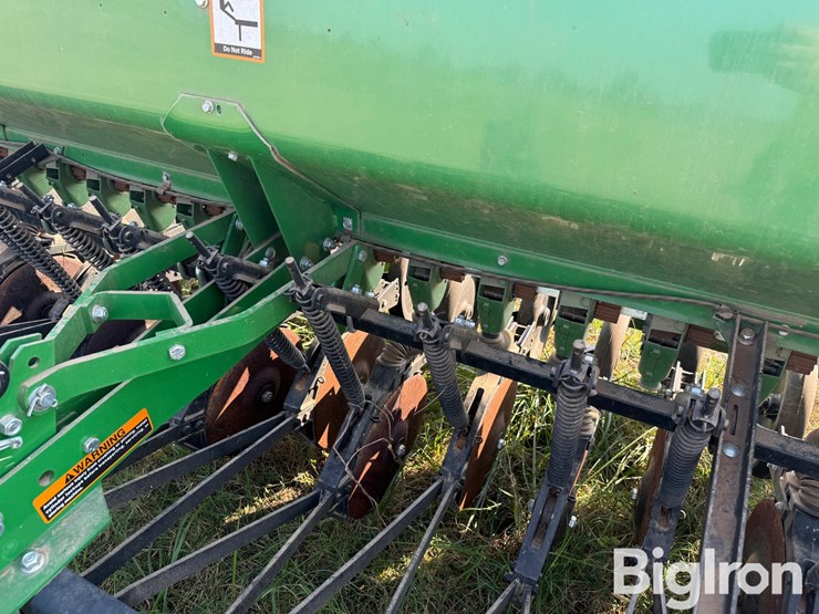 2016-john-deere-bd1113-image-16