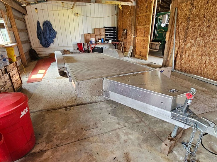 2021-eby-aluminum-trailer-image-3