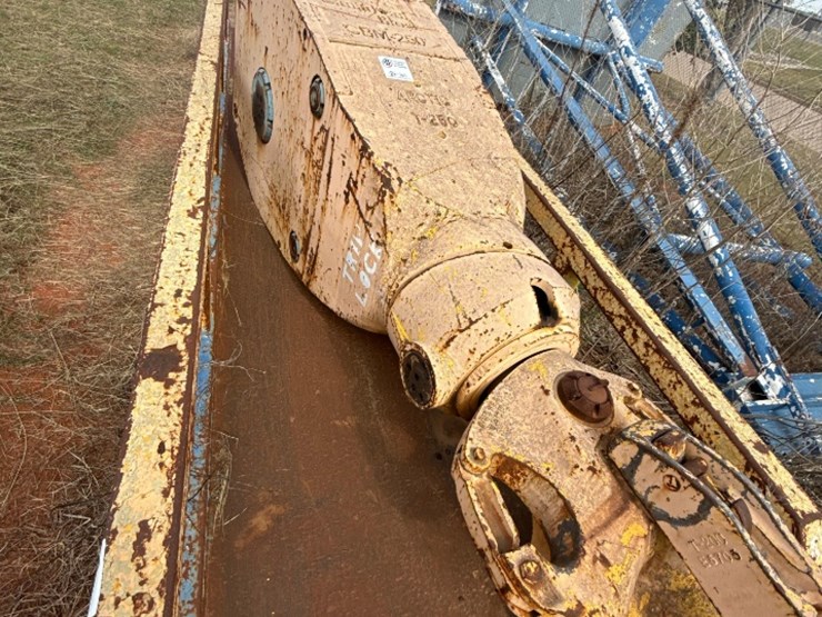 250-ton-5-sheave-1&1/8"-groove,-traveling-block-&-hook-image-2