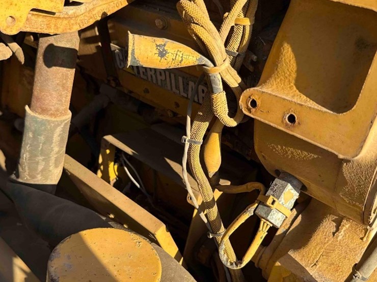 2001-caterpillar-3508-image-7
