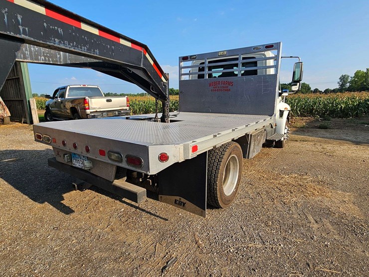 2003-international-4200-image-20