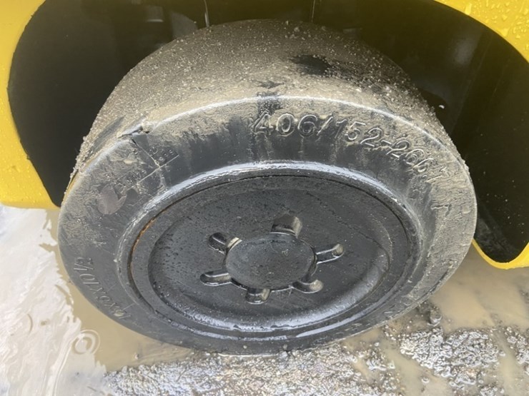 yale-50vx-forklift-image-23