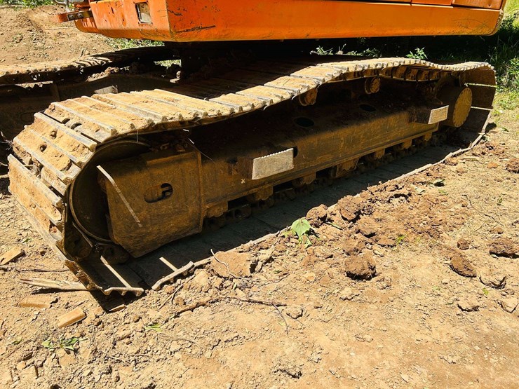 2010-doosan-dx180-lc-image-24