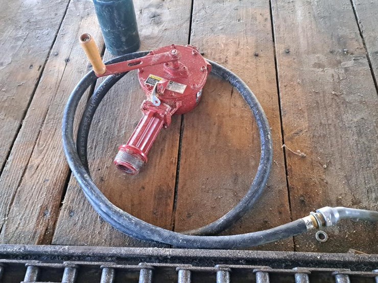 #107-•-fill-rite-gas-pump-image-2