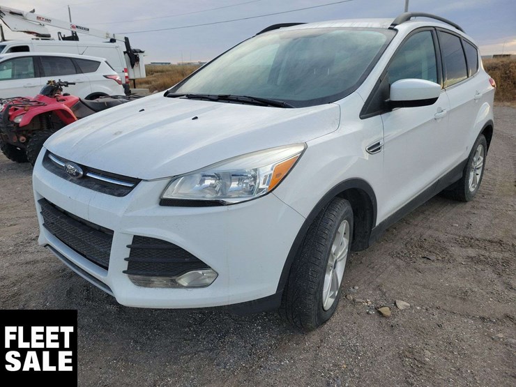 2016-ford-escape-image-1