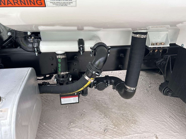 2018-international-durastar-4300-image-18