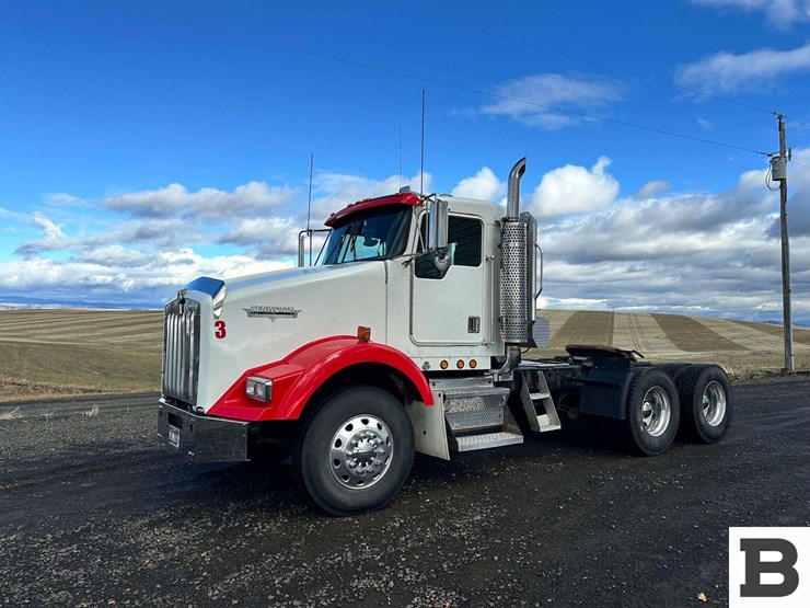 2000-kenworth-t800-image-3