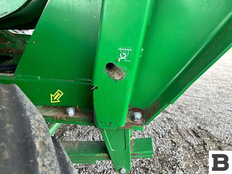 john-deere-l341-image-38