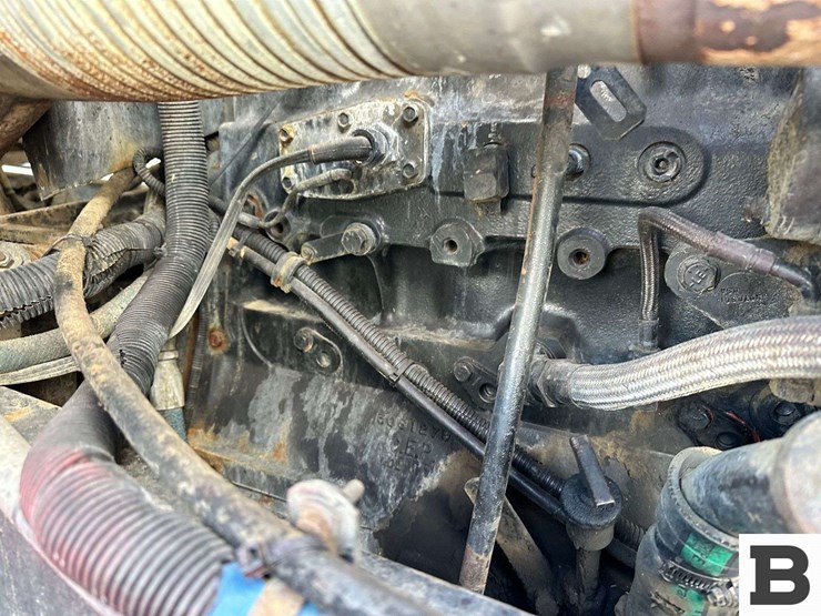 1999-kenworth-t800-image-13