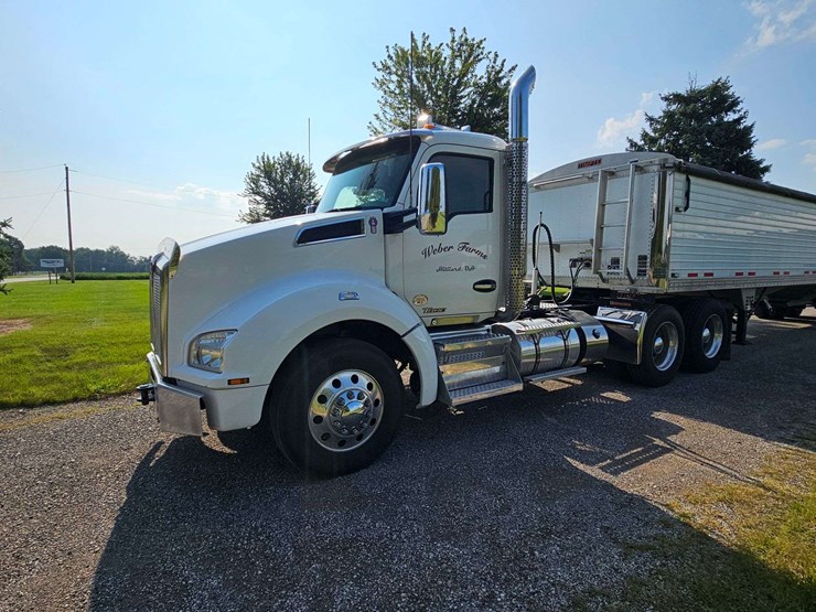 2019-kenworth-t880-image-1